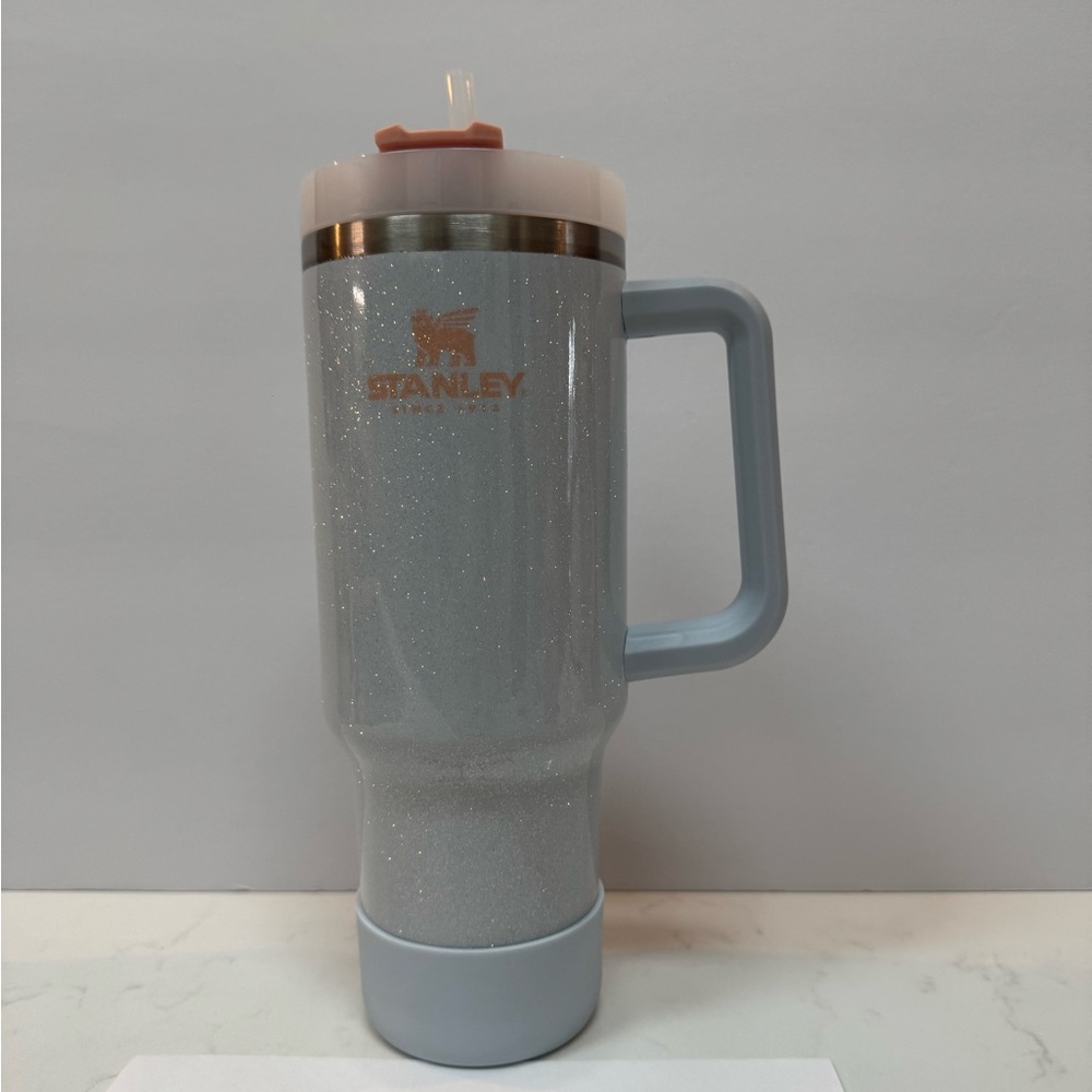 NWOT Stanley Custom 40oz OG Cloud